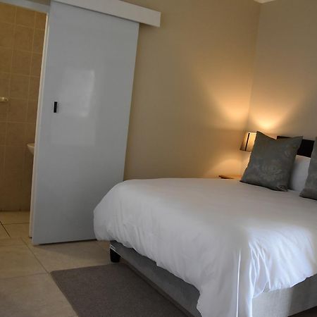 34Onlincoln Guesthouse Bellville Zewnętrze zdjęcie